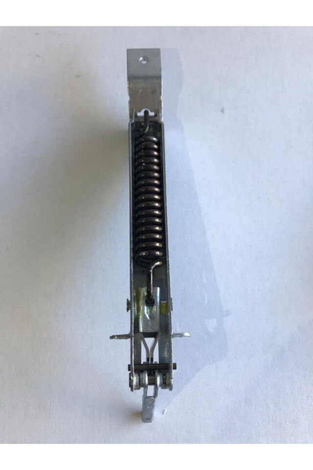 itimat 70 litre fırın kapı menteşesi yakın detay