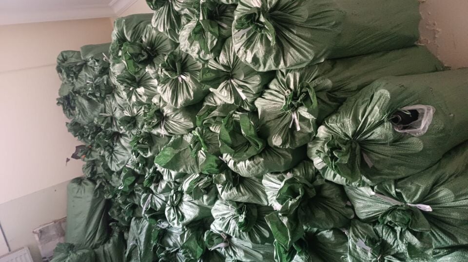 Siyah Vantilatör Borusu  82 cm + L vida Pul