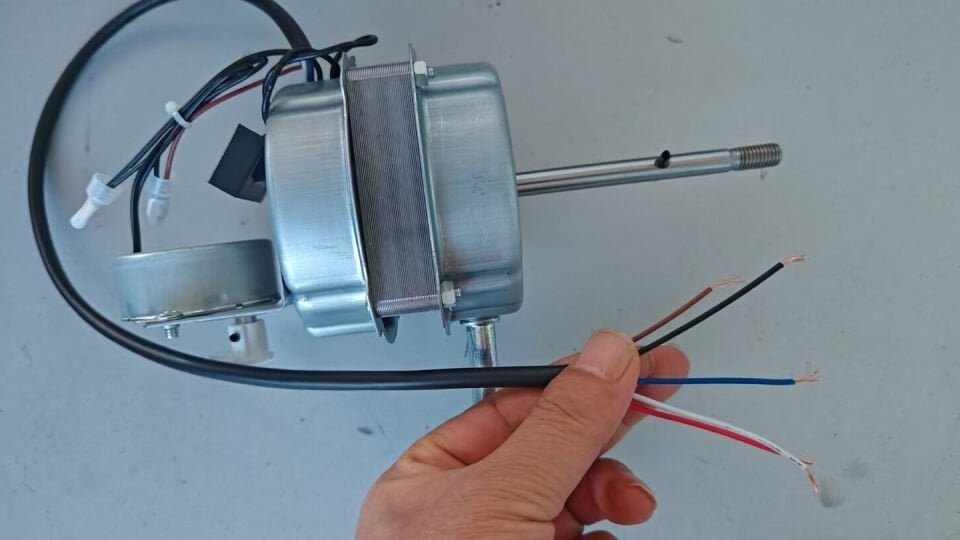 BC 382 Kumandalı Tip Vantilatör Motoru Bilyalı