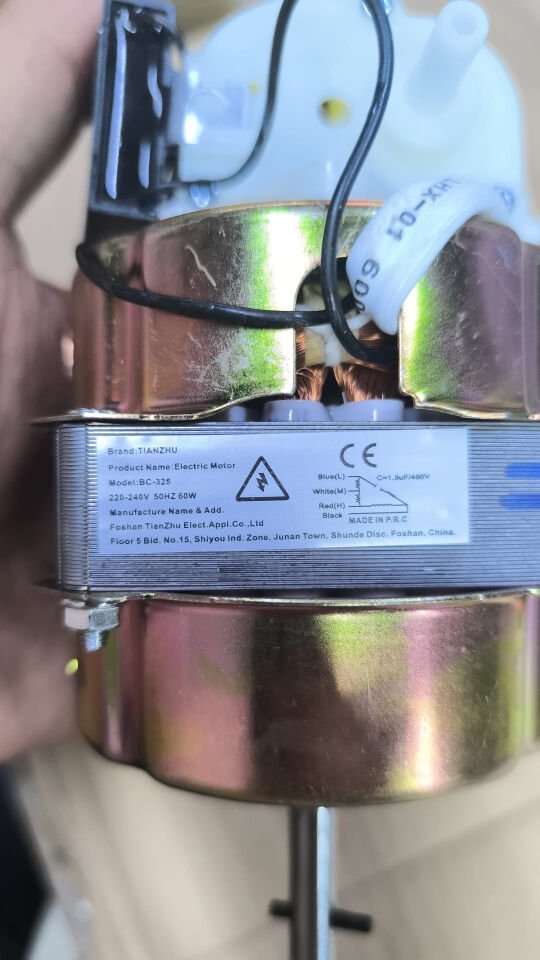 Raks SF 18 Nero vantilatör motoru teknik özellik etiketi 60W 220-240V